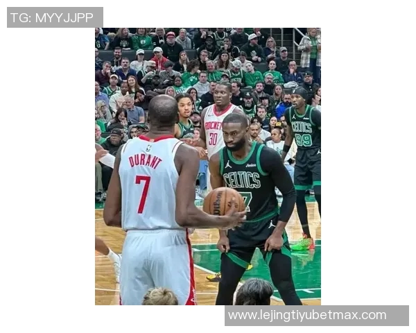 末节狂砍13分杰伦布朗全场33投14中豪取33分12篮板3助攻2抢断1盖帽 末节狂砍13分杰伦布朗全场33投14中豪取33分12篮板3助攻2抢断1盖帽