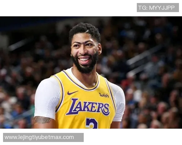 安东尼戴维斯表现出色14投8中砍下25分助球队获胜并贡献多项数据 安东尼戴维斯表现出色14投8中砍下25分助球队获胜并贡献多项数据