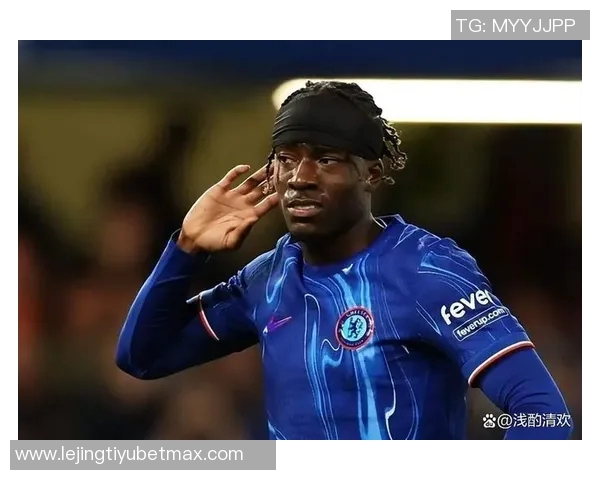 保罗帕克:马杜埃凯比萨卡更具威胁性萨卡容易被对手看穿 保罗帕克:马杜埃凯比萨卡更具威胁性萨卡容易被对手看穿