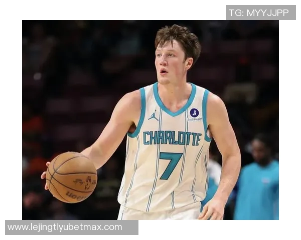 克尼佩尔状态火热近三场场均24分8板三分命中率超高表现引发关注 克尼佩尔状态火热近三场场均24分8板三分命中率超高表现引发关注