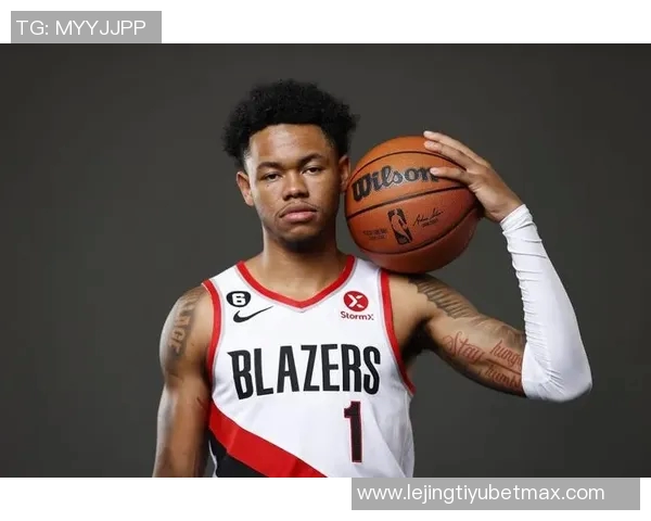 马祖拉称安芬尼西蒙斯在球队调整期中付出最多牺牲与努力 马祖拉称安芬尼西蒙斯在球队调整期中付出最多牺牲与努力